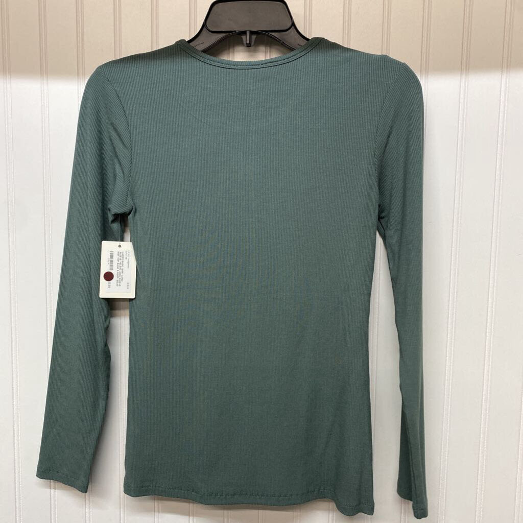 LONG SLEEVE KNIT TOP