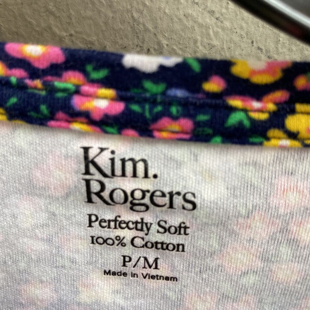 FLORAL LONG SLEEVED