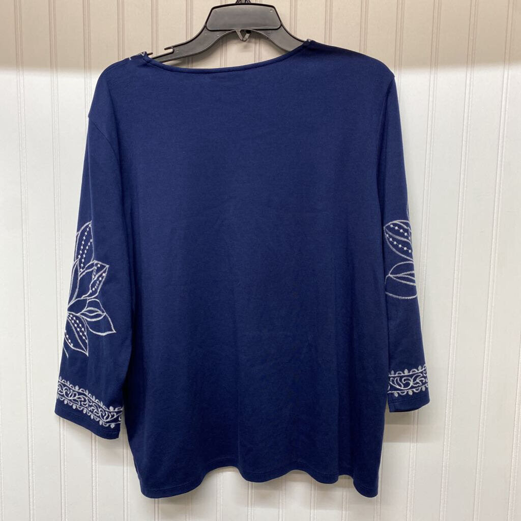 EMBROIDERED LONG SLEEVED
