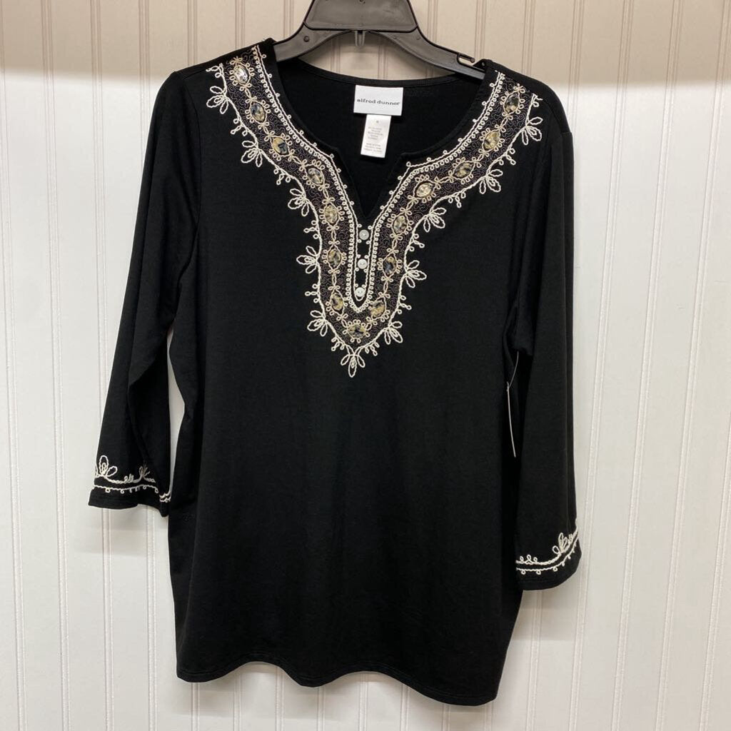 EMBROIDERED LONG SLEEVED