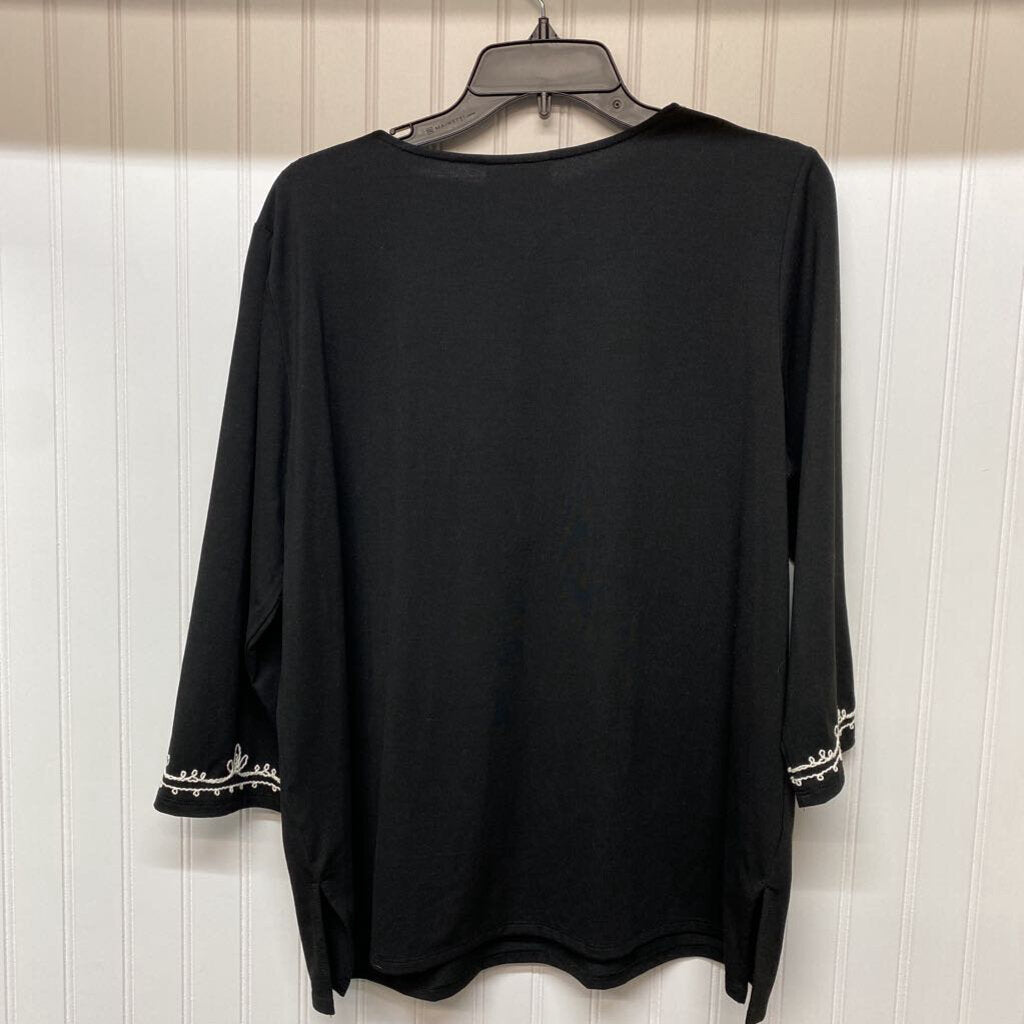 EMBROIDERED LONG SLEEVED