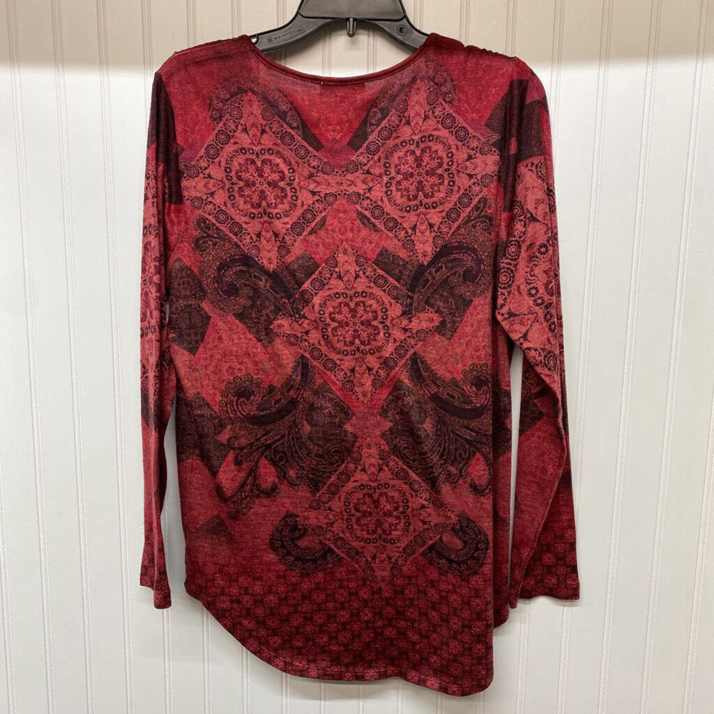 LONG SLEEVED TOP