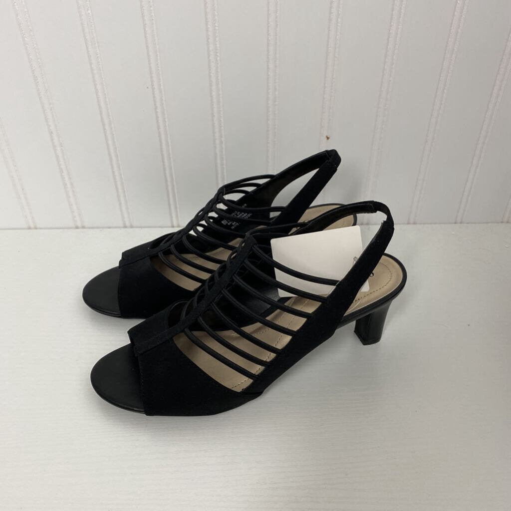STRAPPED HEELS