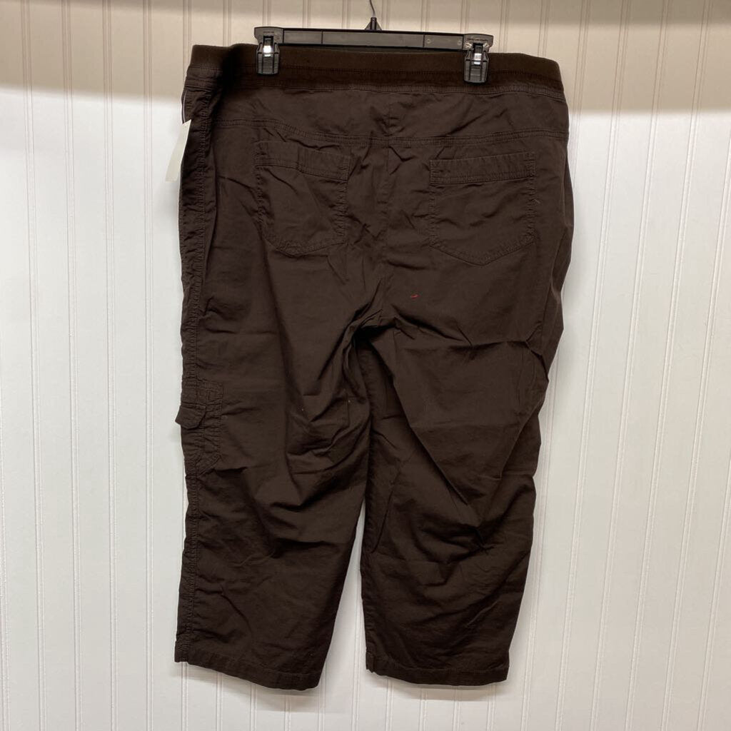 CARGO CAPRI PANTS
