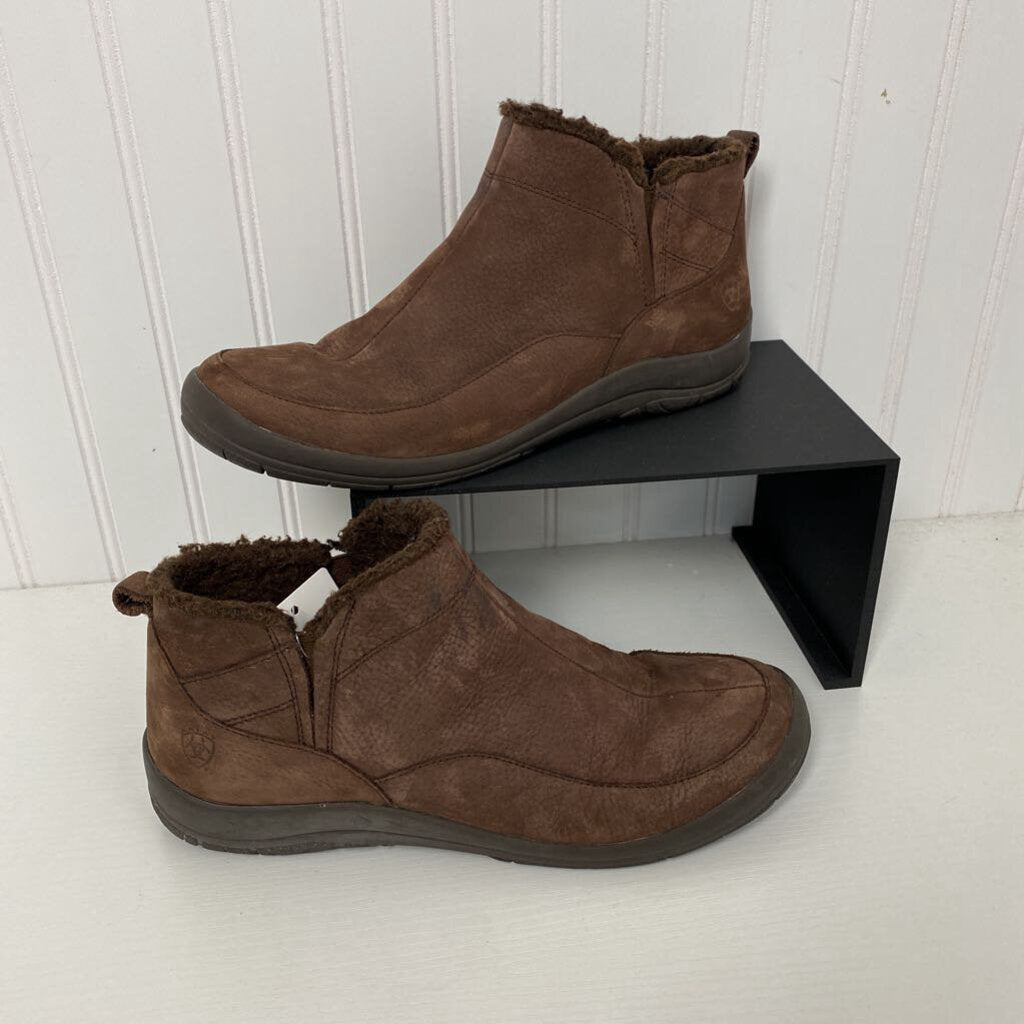 FUR LINED SUEDE ANKLE BOOTS