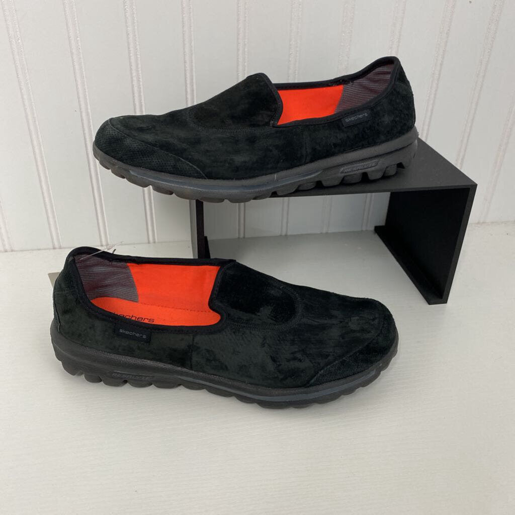 SUEDE SLIP ON WALKING SHOES