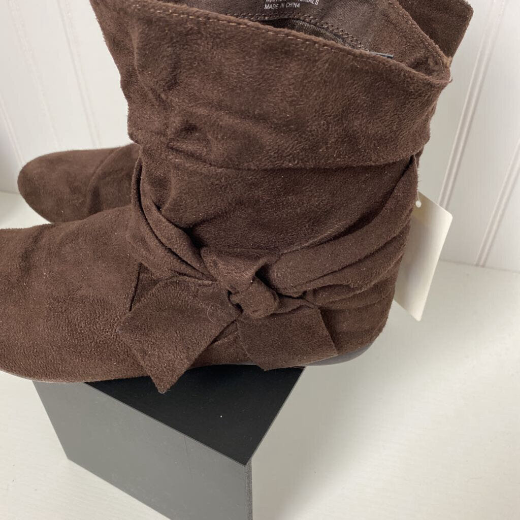 FAUX SUEDE ANKLE BOOTS