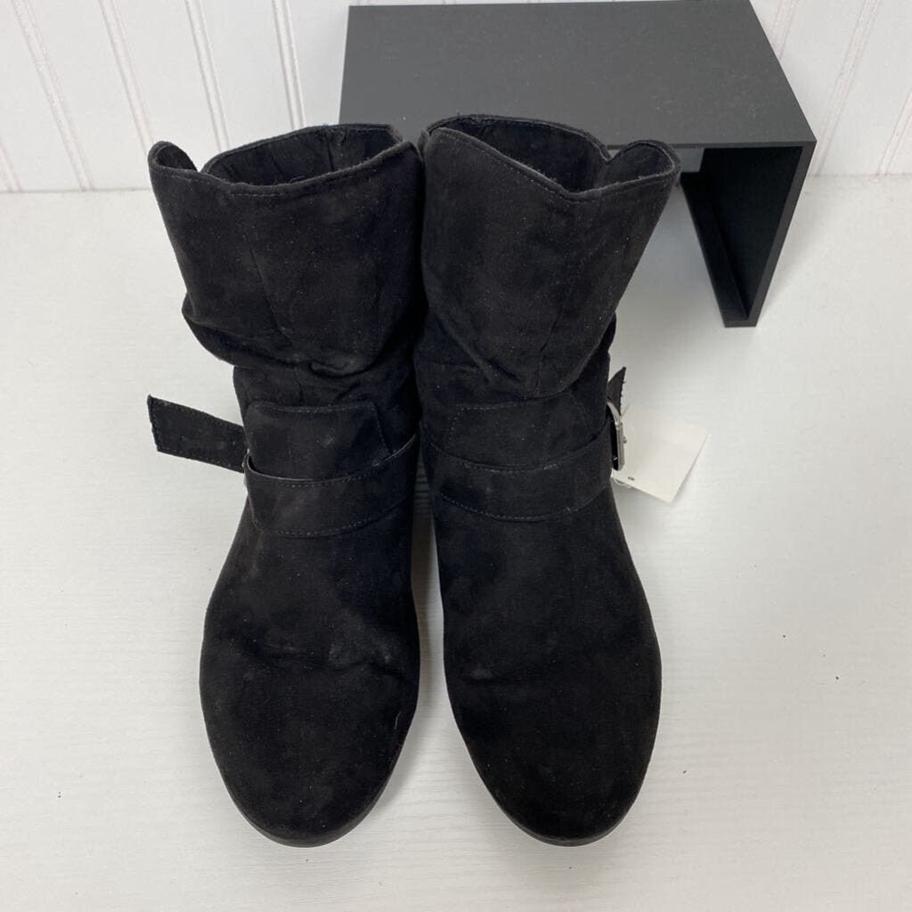 FAUX SUEDE ANKLE BOOTS