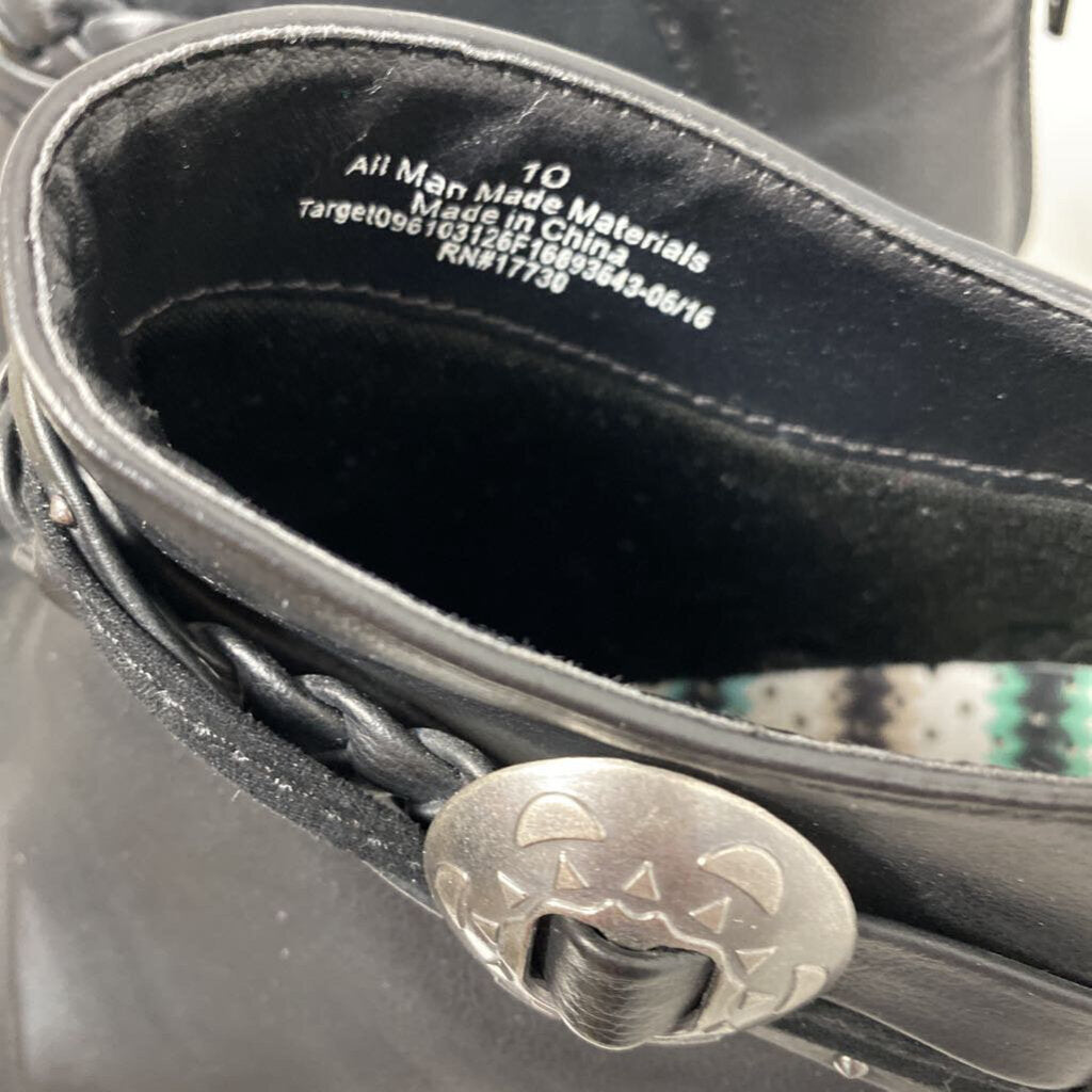FAUX LEATHER ANKLE BOOTS