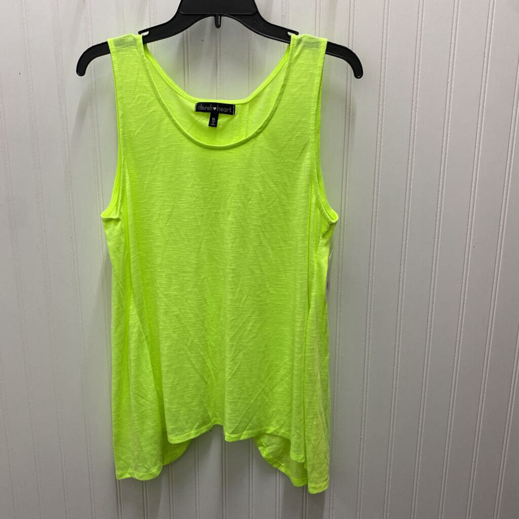 FLOWY TANK TOP