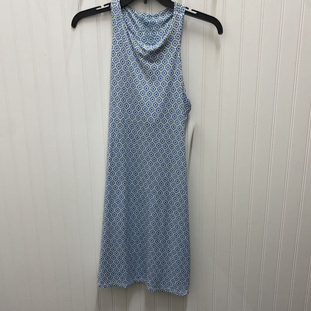 SLEEVLESS DRESS