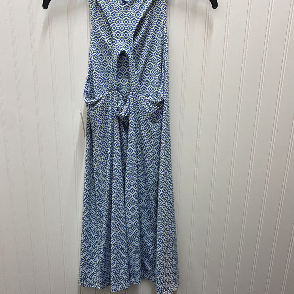 SLEEVLESS DRESS