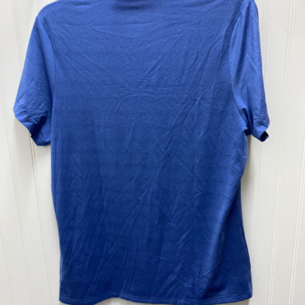 V NECK SHORT SLEEVED