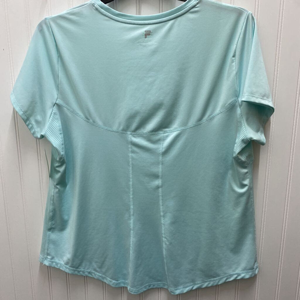 SHORT SLEEVED TOP