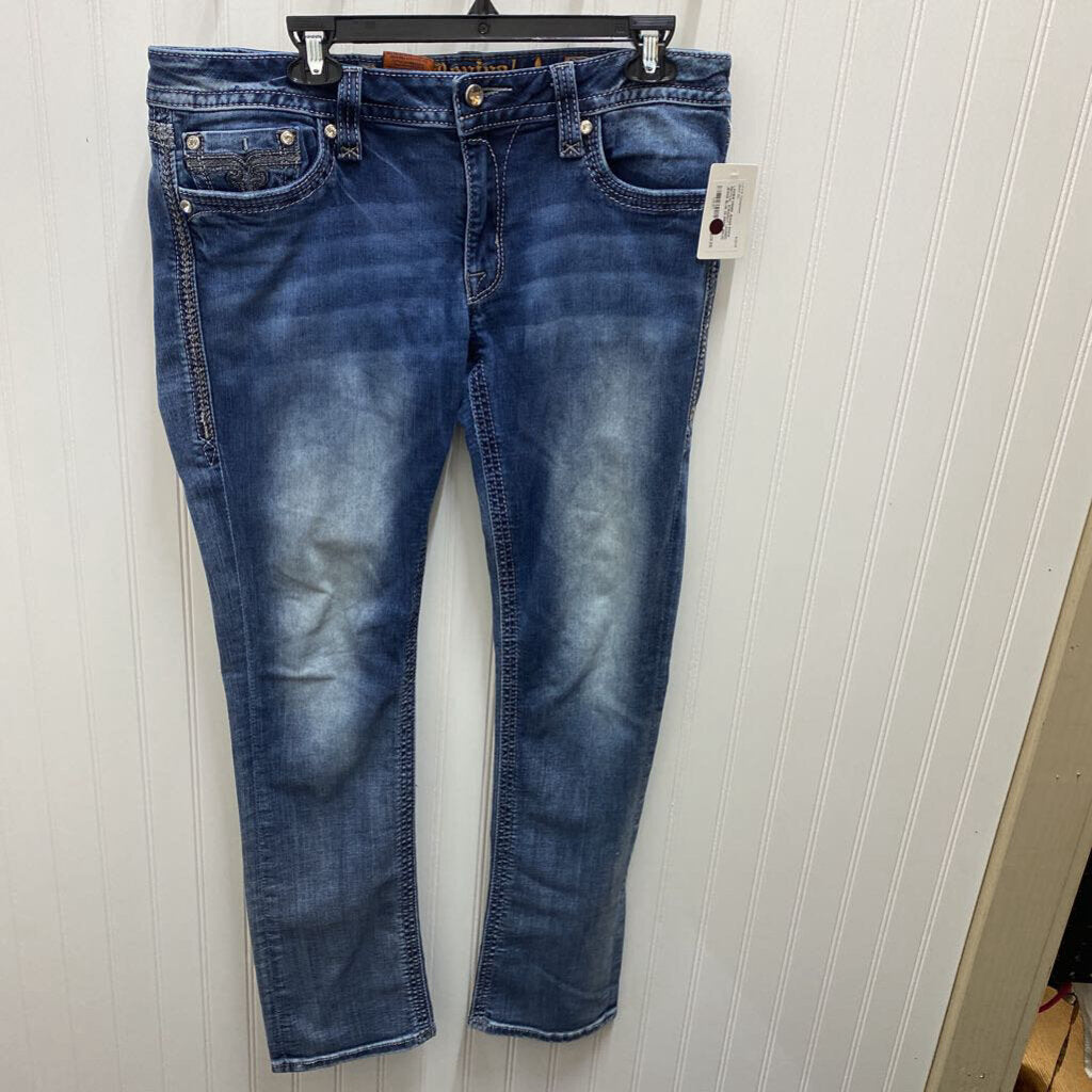 STRAIGHT LEGGED JEANS