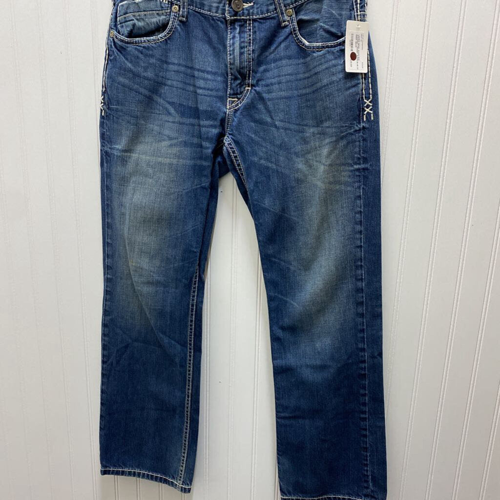 STRAIGHT LEGGED JEANS