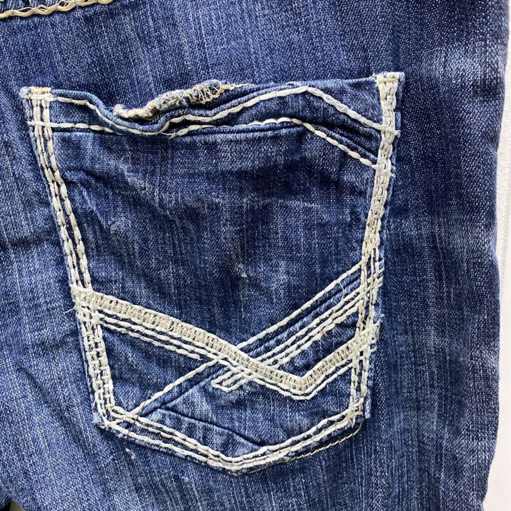 STRAIGHT LEGGED JEANS
