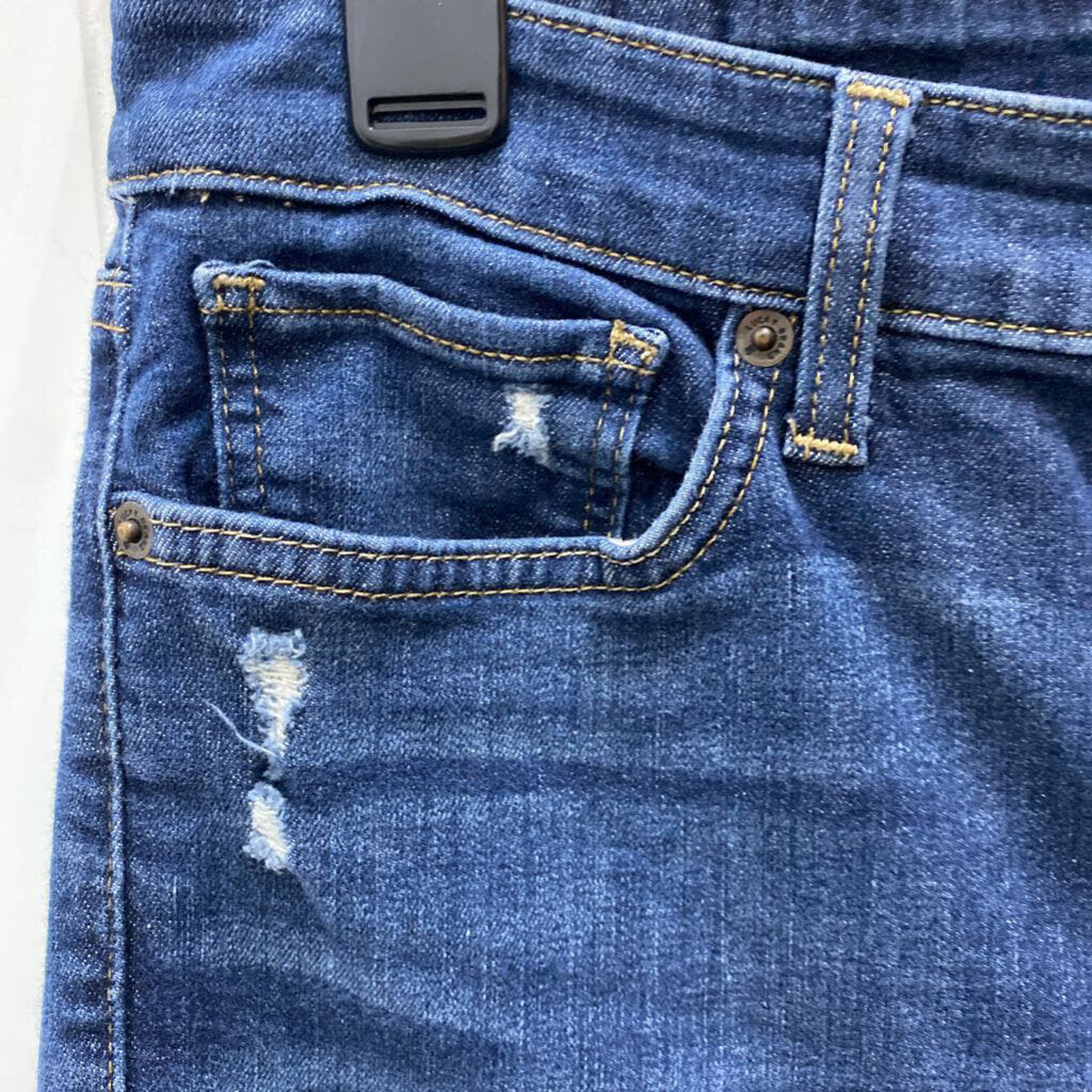 ANKLE LENGTH JEANS