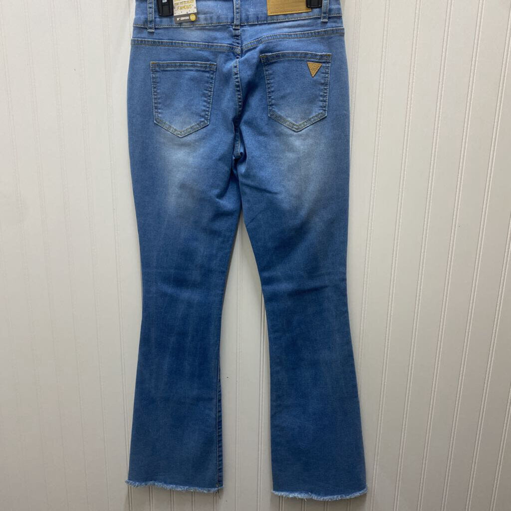 BOOT CUT JEANS