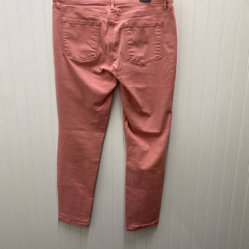 MODERN SKINNY JEANS