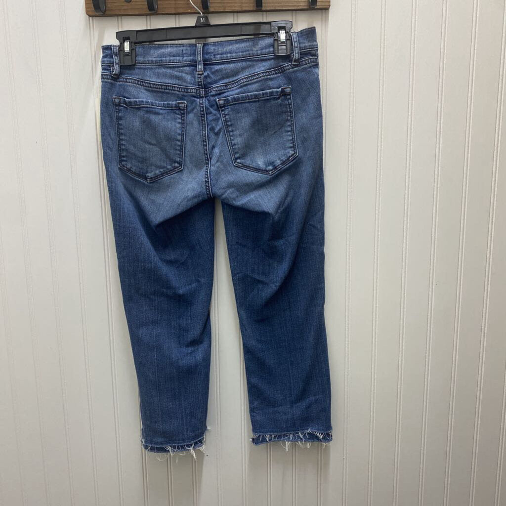 FRAYED HEM JEANS