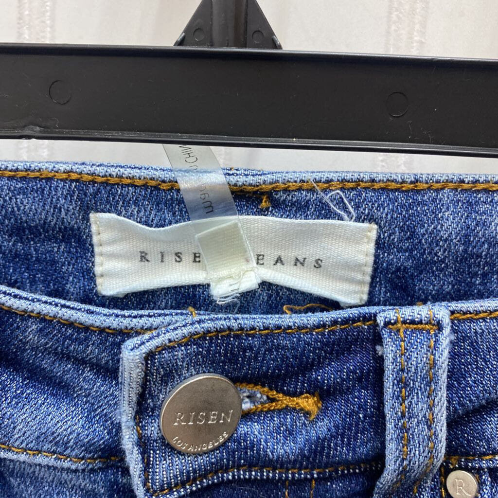 FRAYED HEM JEANS