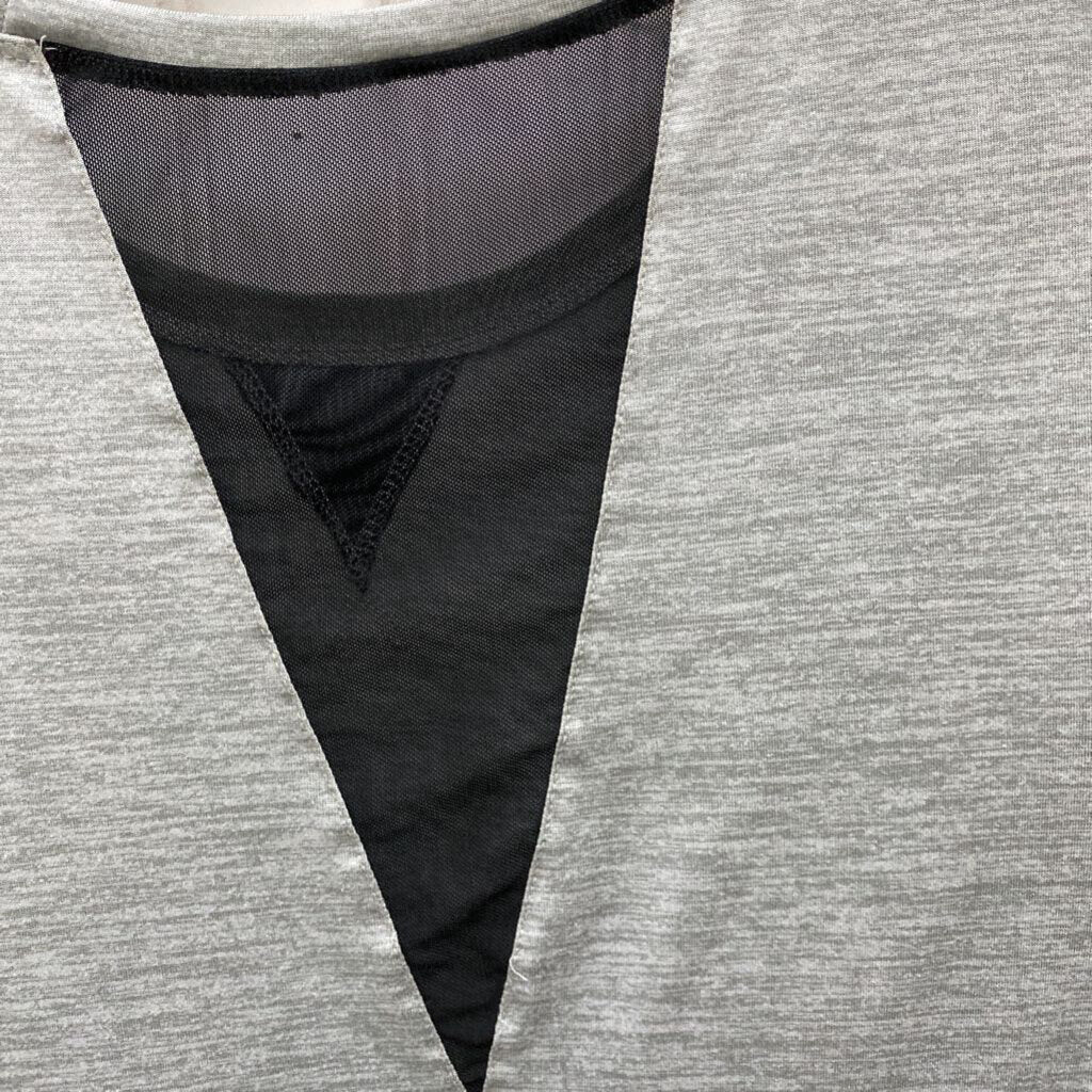 SHORT SLEEVE ATHLETIC SHIRT