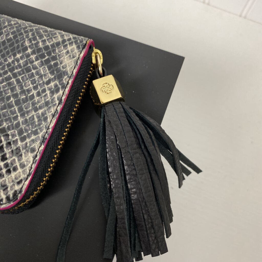 FRINGED WALLET
