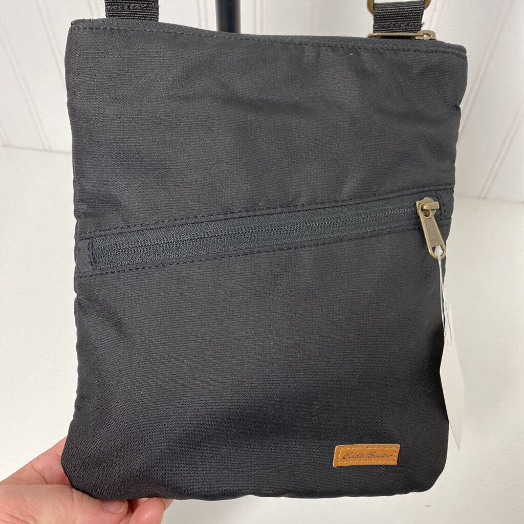 CROSS BODY PURSE
