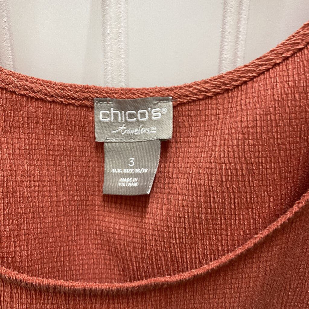 SLEEVLESS V NECK