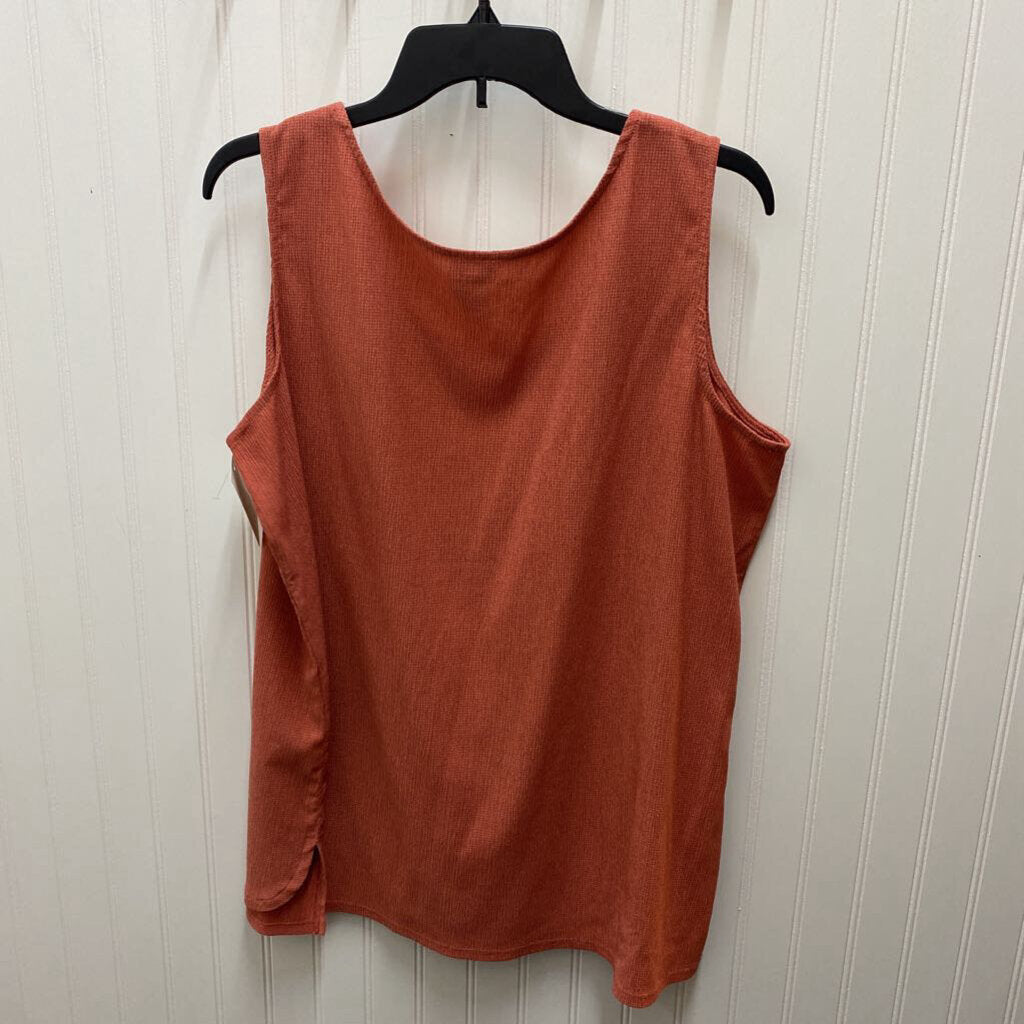 SLEEVLESS V NECK