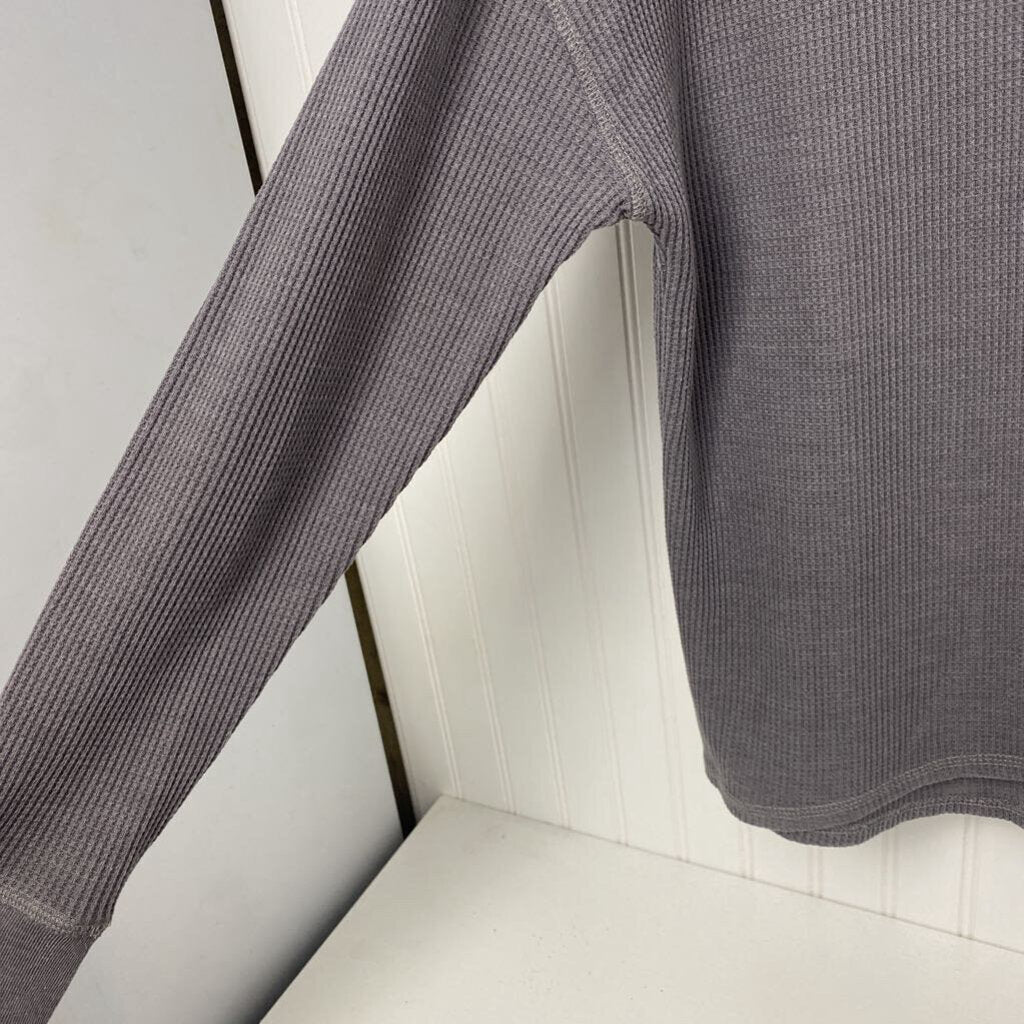 TEXTURED LONG SLEEVED