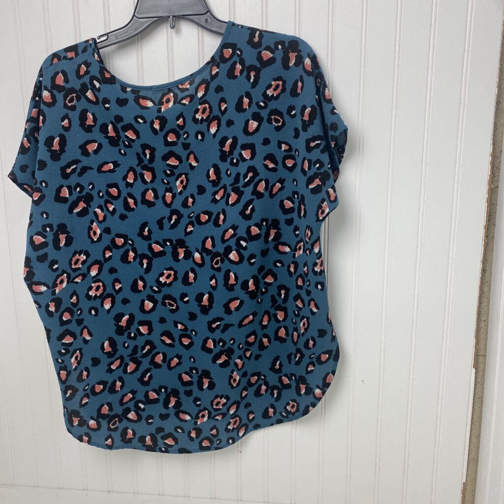 LEOPARD PRINT DRESS SHIRT