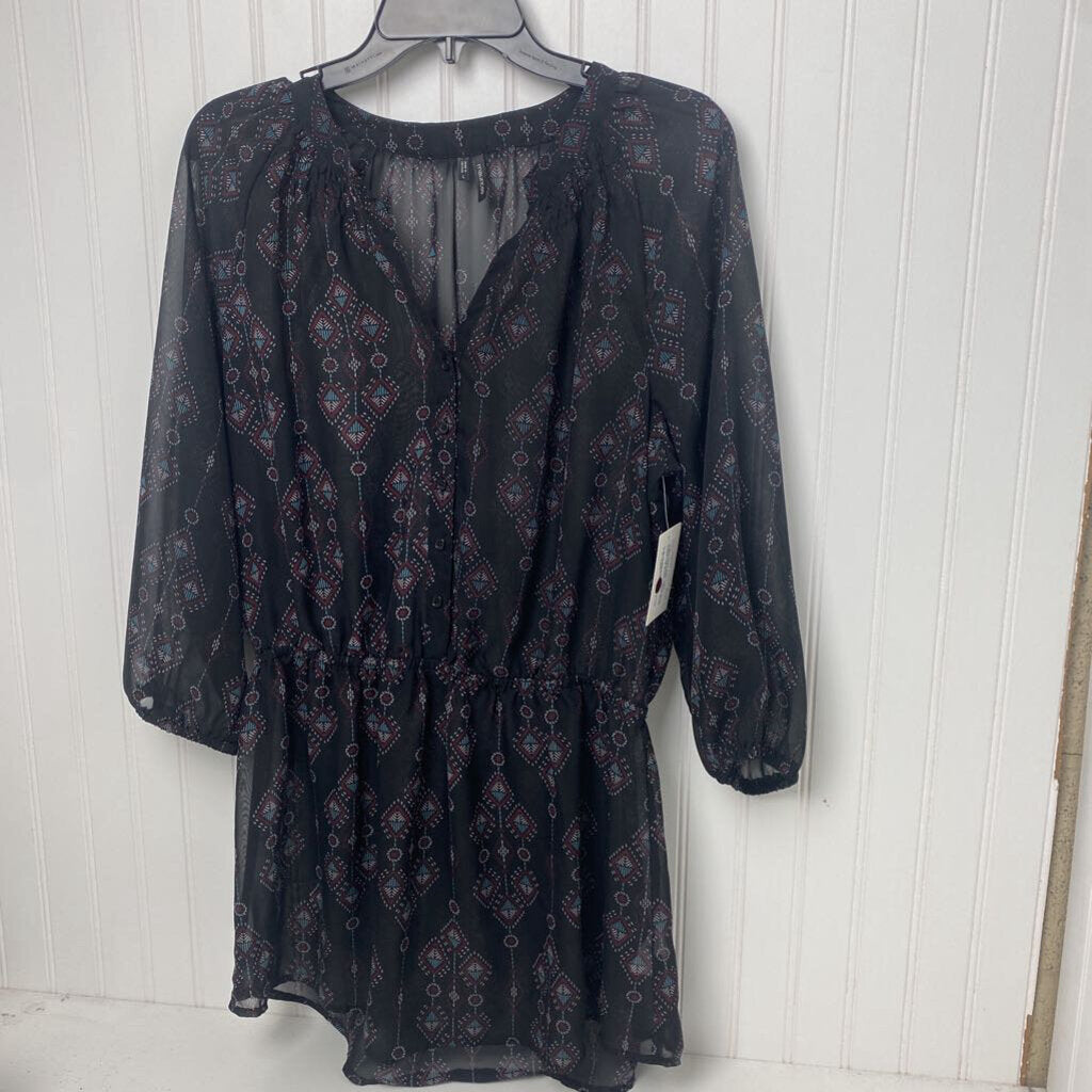 LONG SLEEVE SHEER TOP