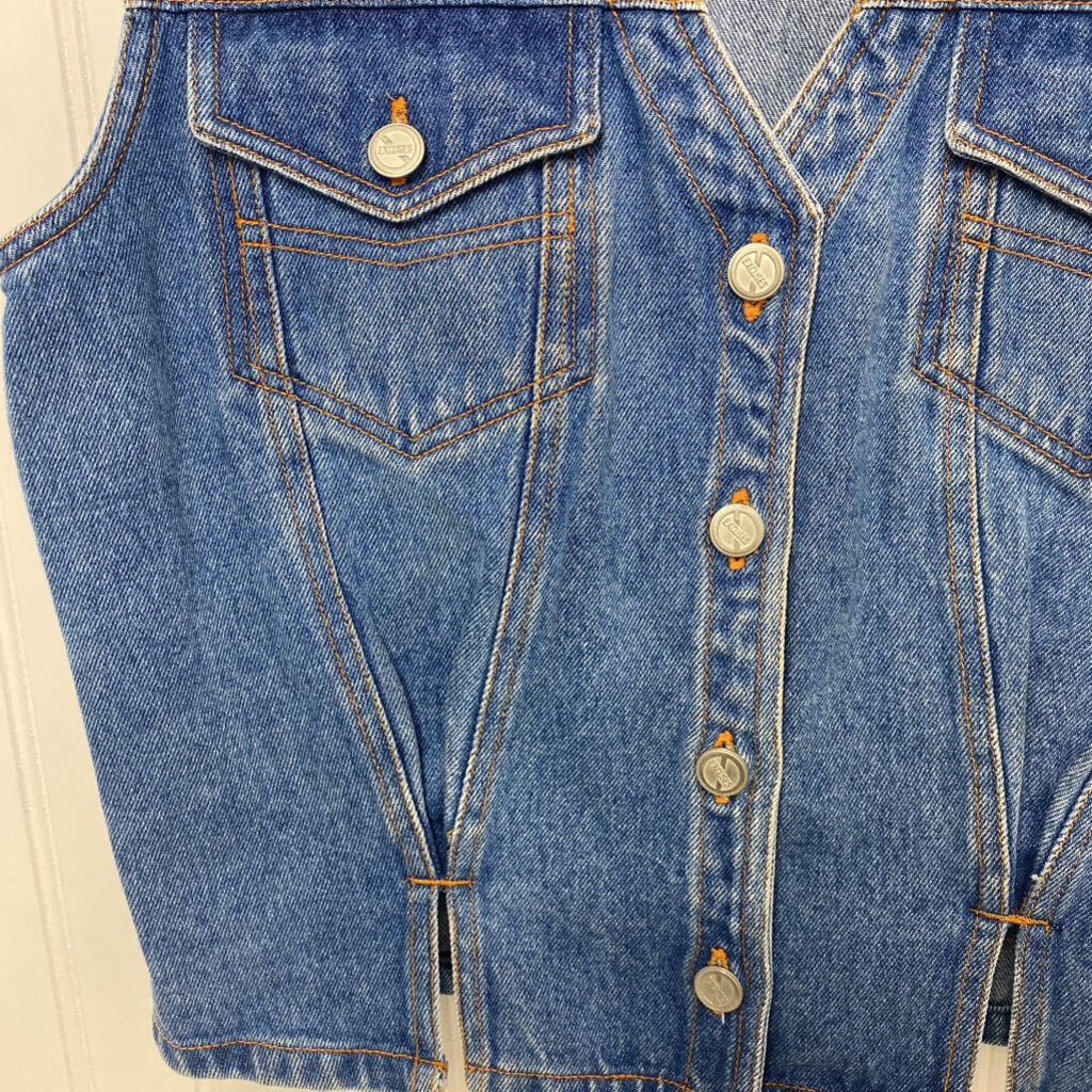 BUTTON DOWN DENIM VEST