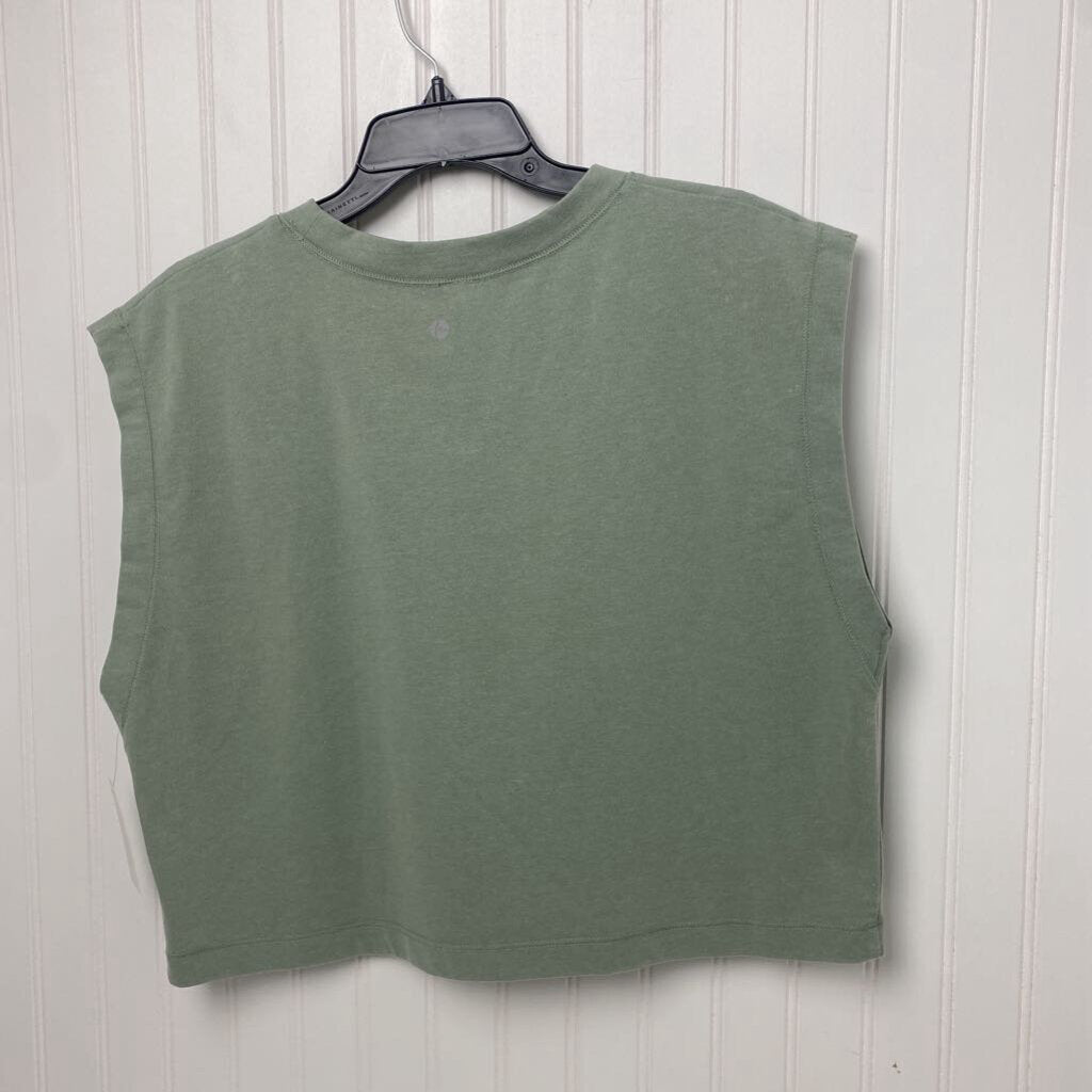 SLEEVELESS CROP TOP