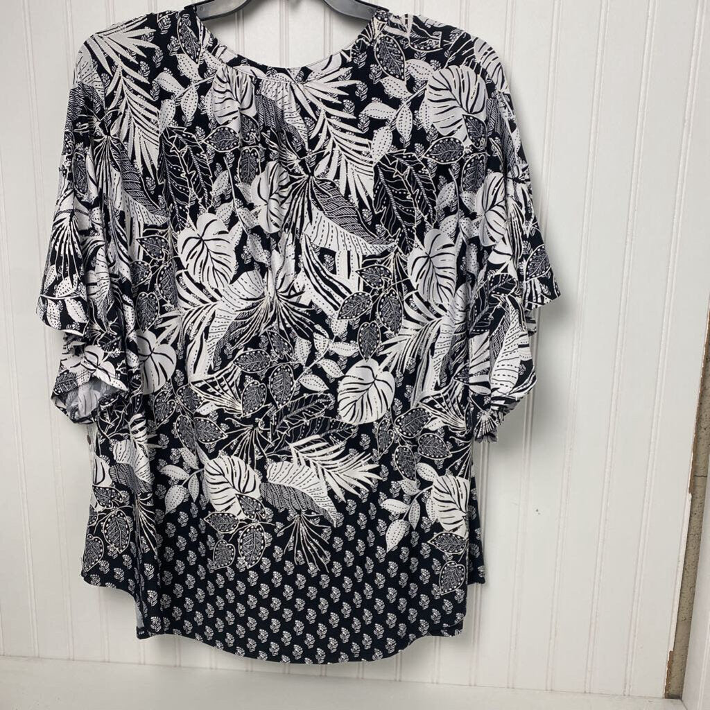 SHORT SLEEVE DRESS SHIRT