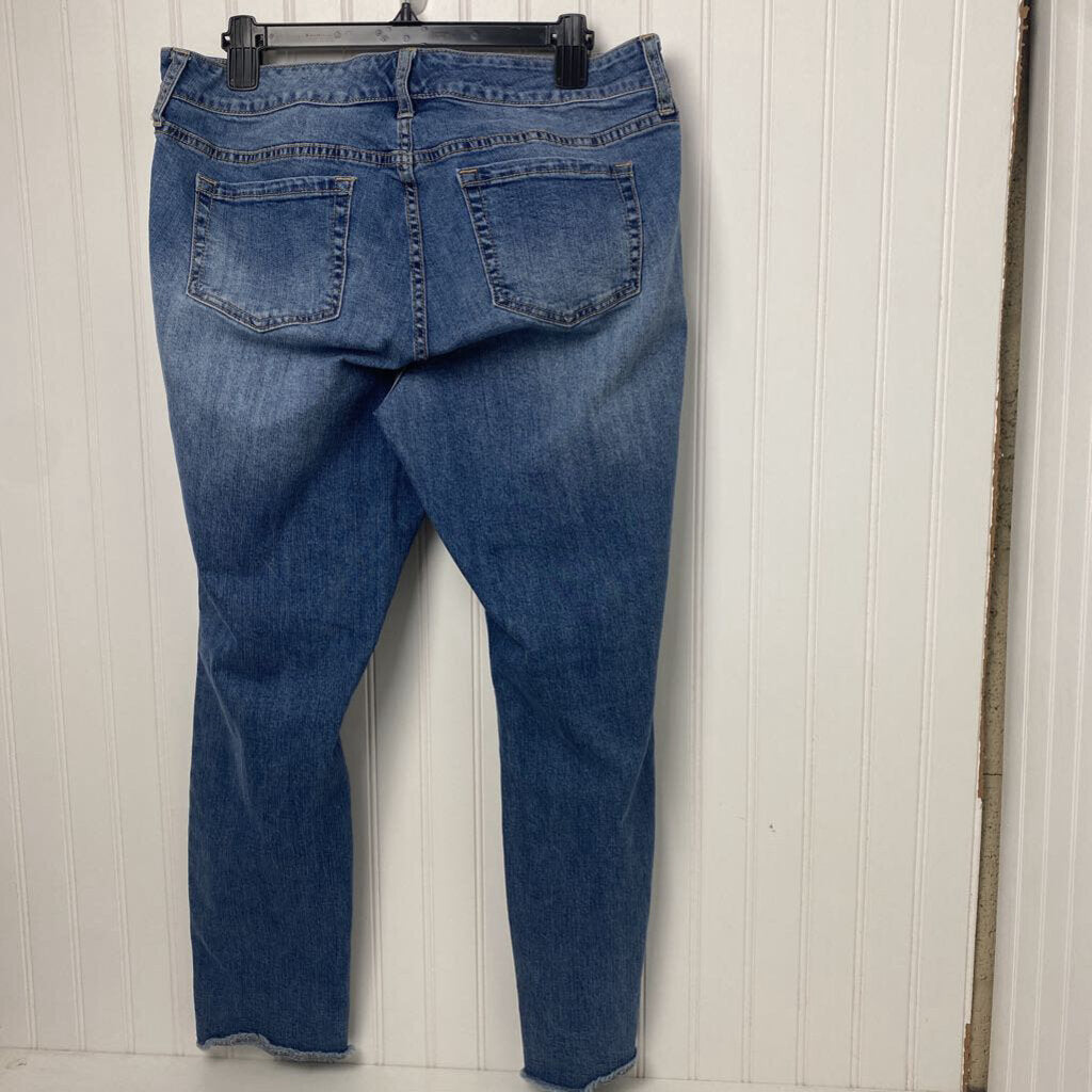 DENIM JEANS