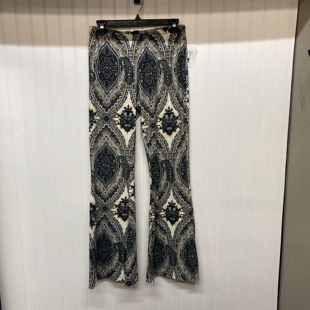 WIDE LEGGED LEGGINGS