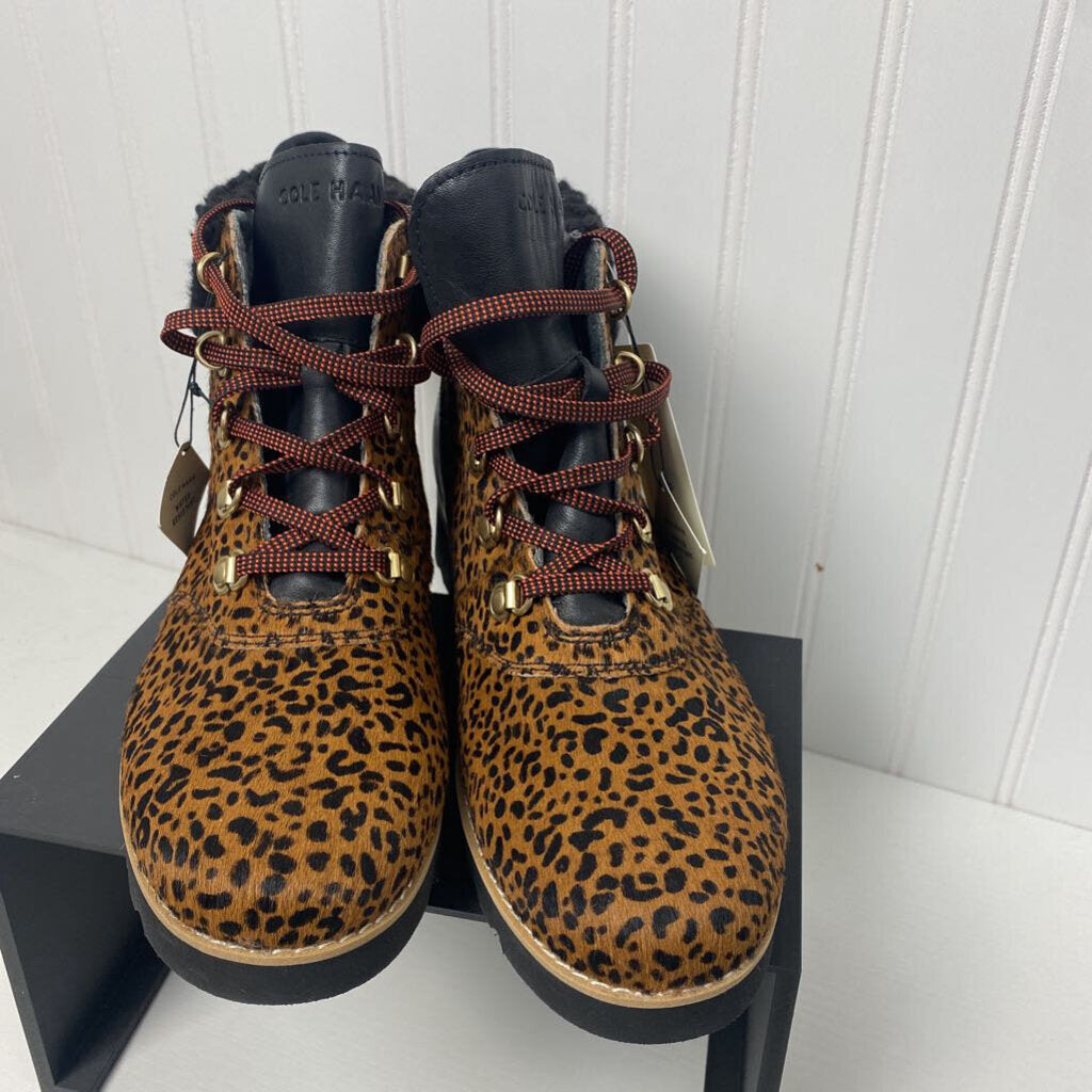 LACE UP ANKLE BOOTS