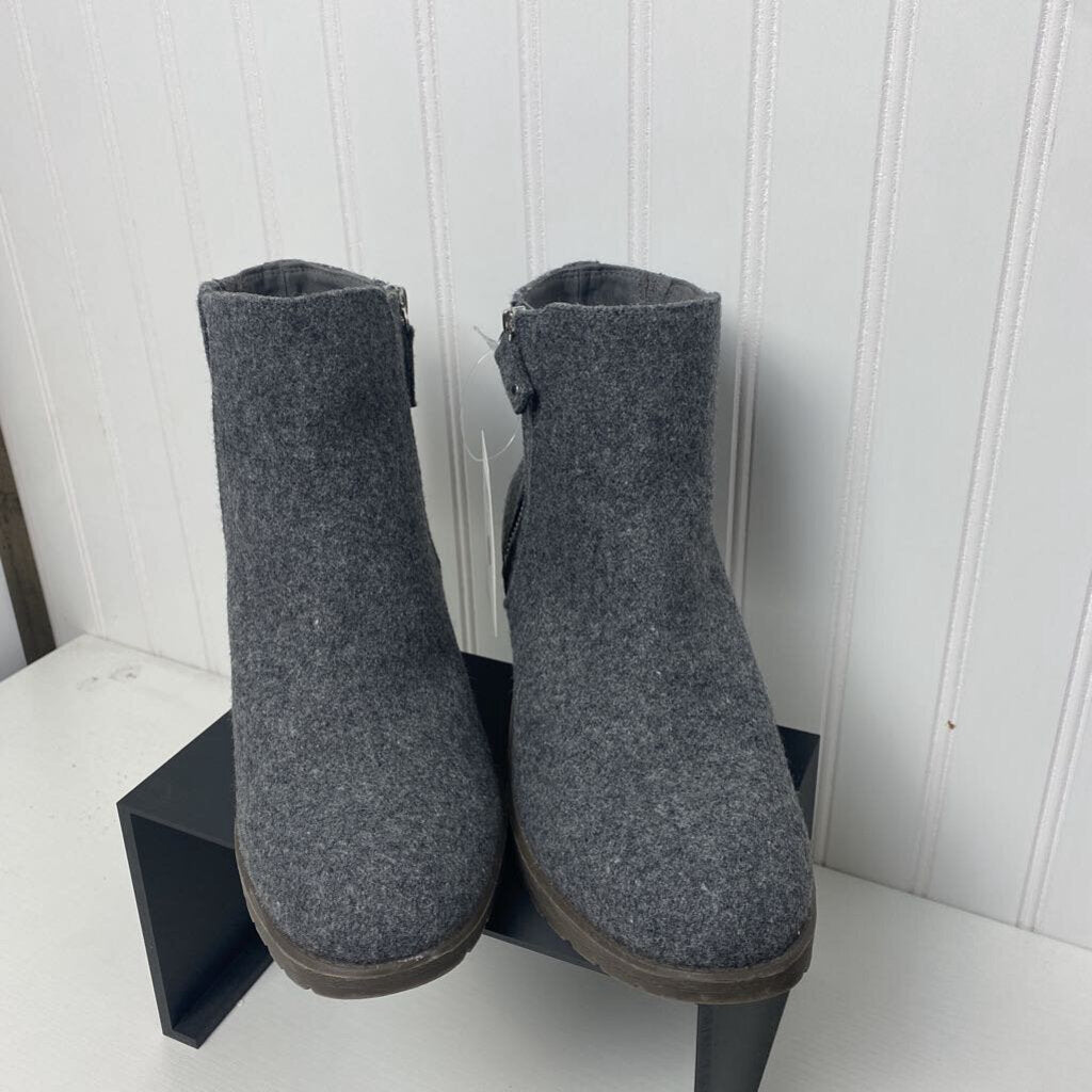 FABRIC WEDGE ANKLE BOOT