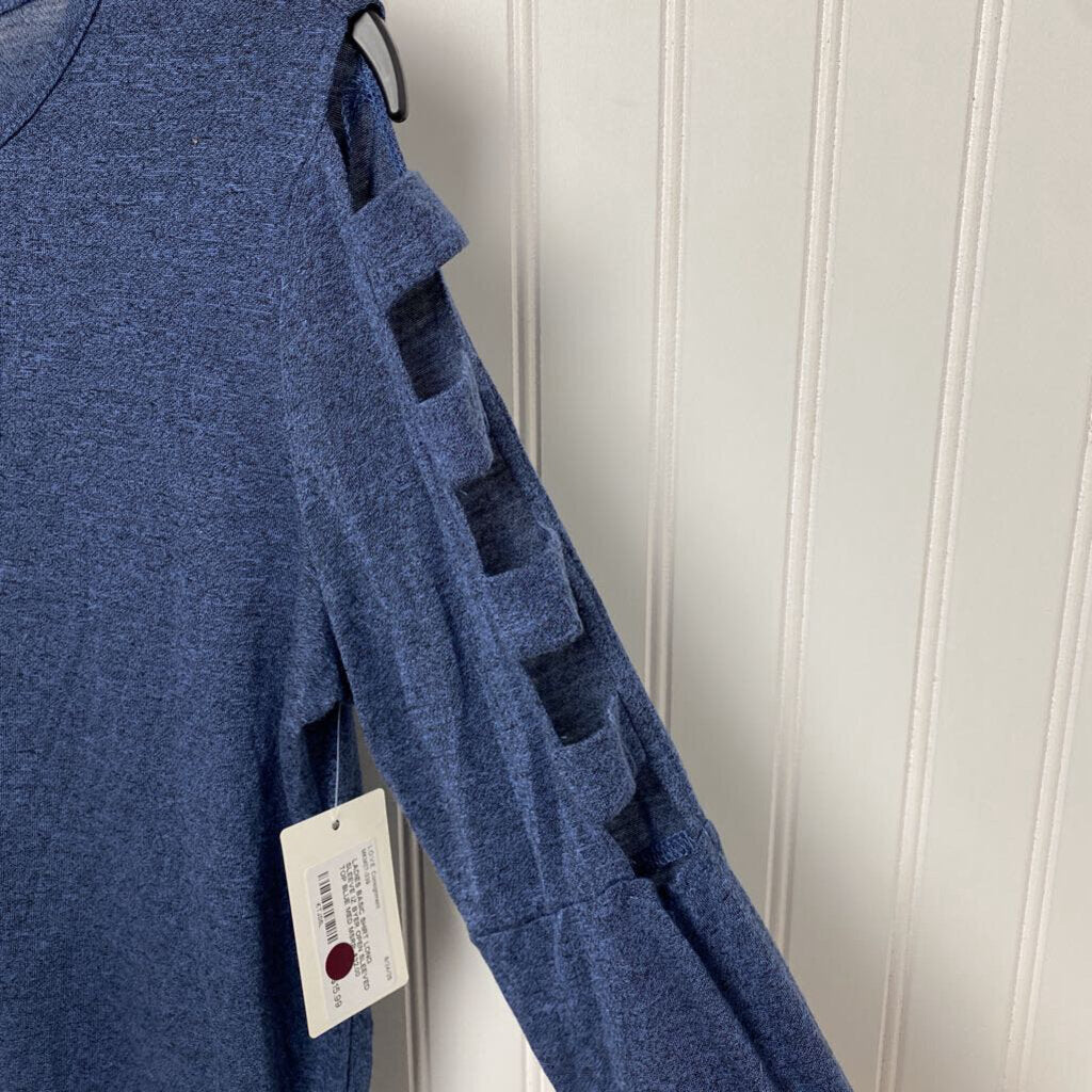 OPEN SLEEVED TOP