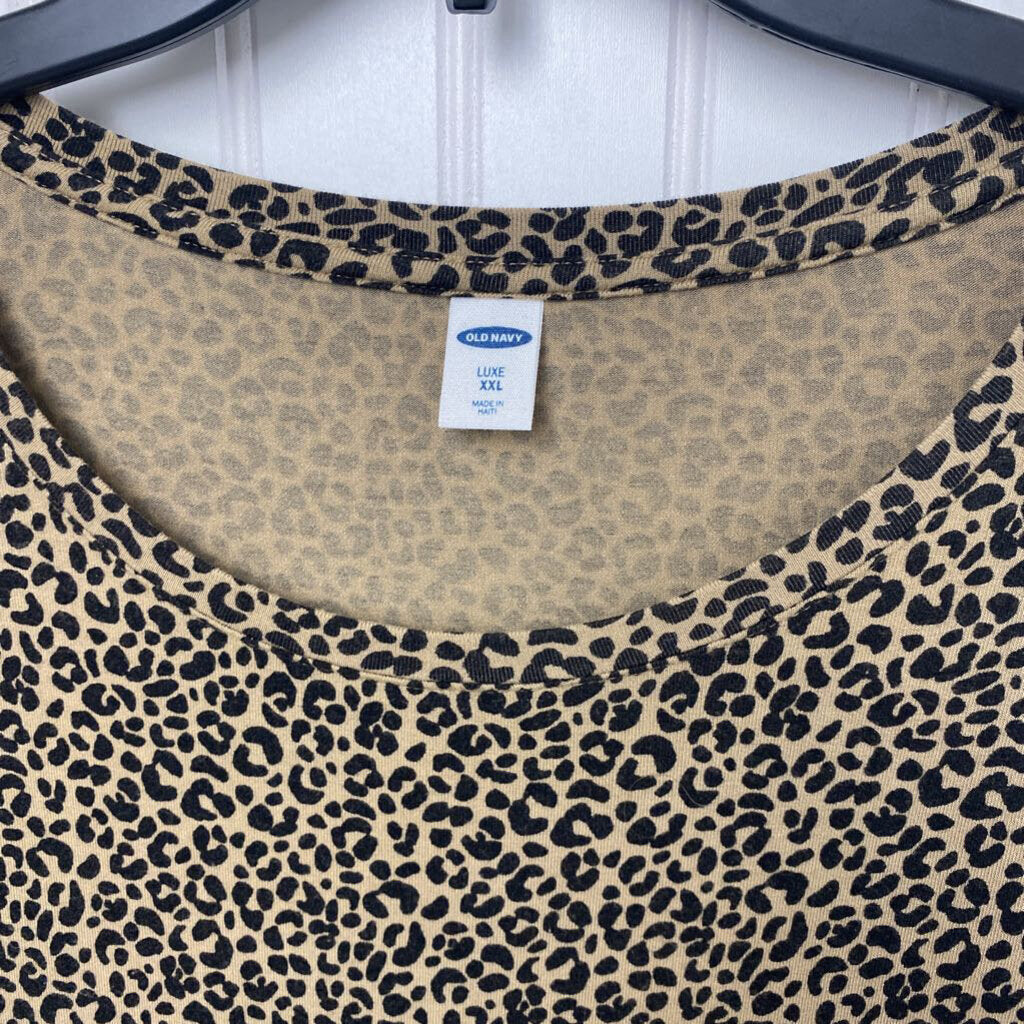 *BASIC SHORT SLEEVE ANIMAL PRINT SHIRT