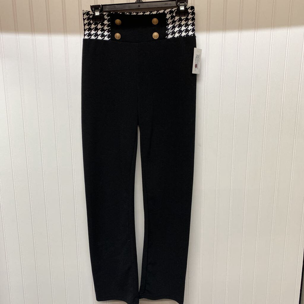 DRESS PANTS WITH GOLD BUTTONS