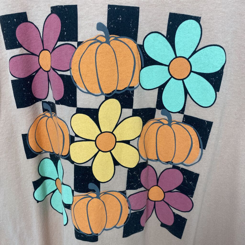*FLOWER AND PUMPKIN GRAPHIC TEE