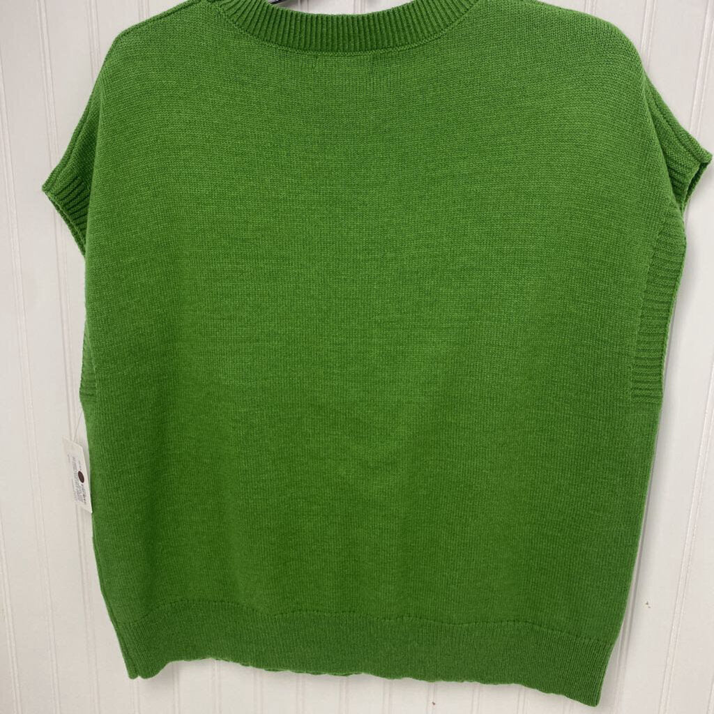 *SLEEVELESS SWEATER WITH FLOWER DESIGN