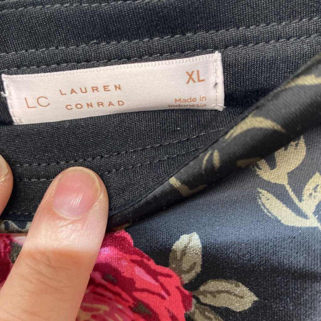 *LONG SILK SKIRT WITH ROSE PATTERN