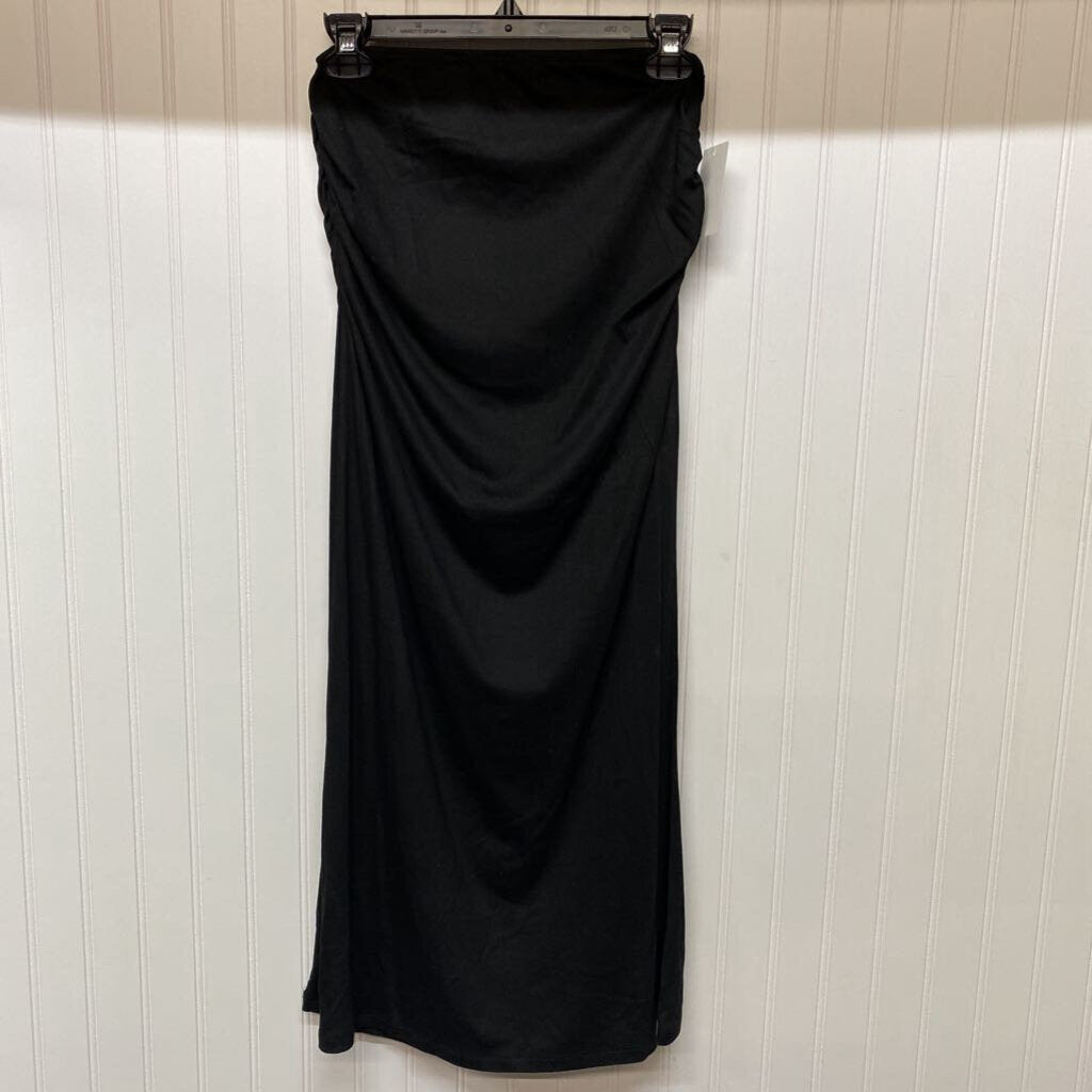 STRAPLESS DRESS