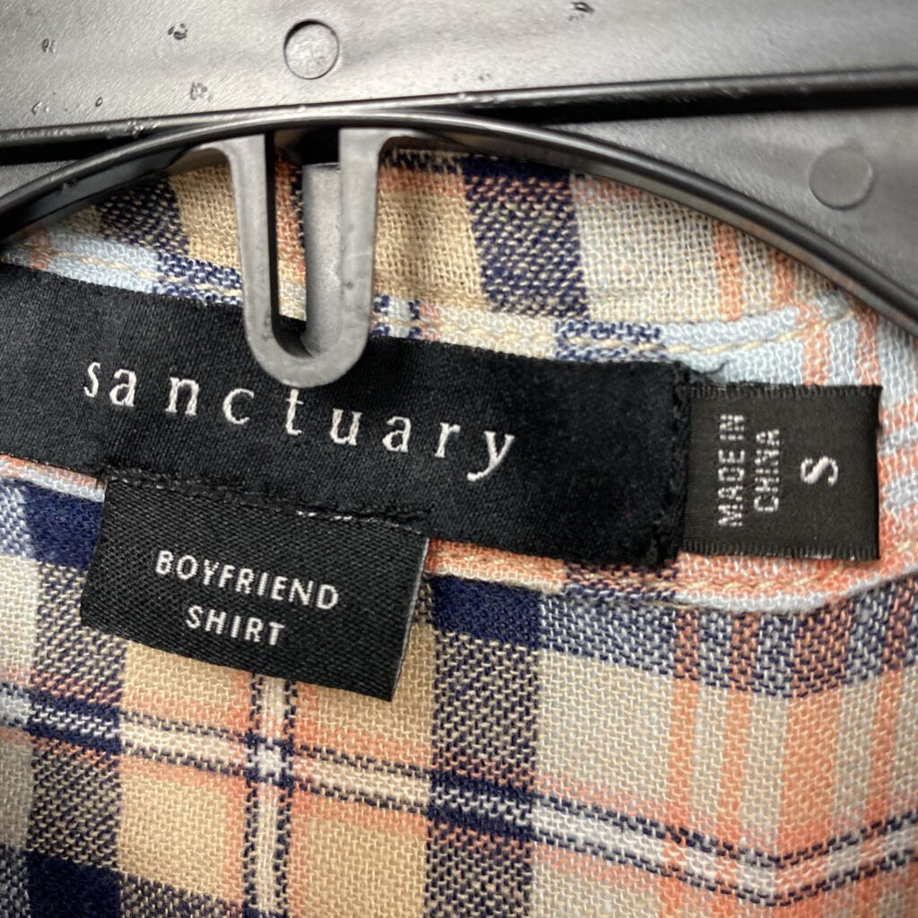 LONG SLEEVED BUTTON DOWN