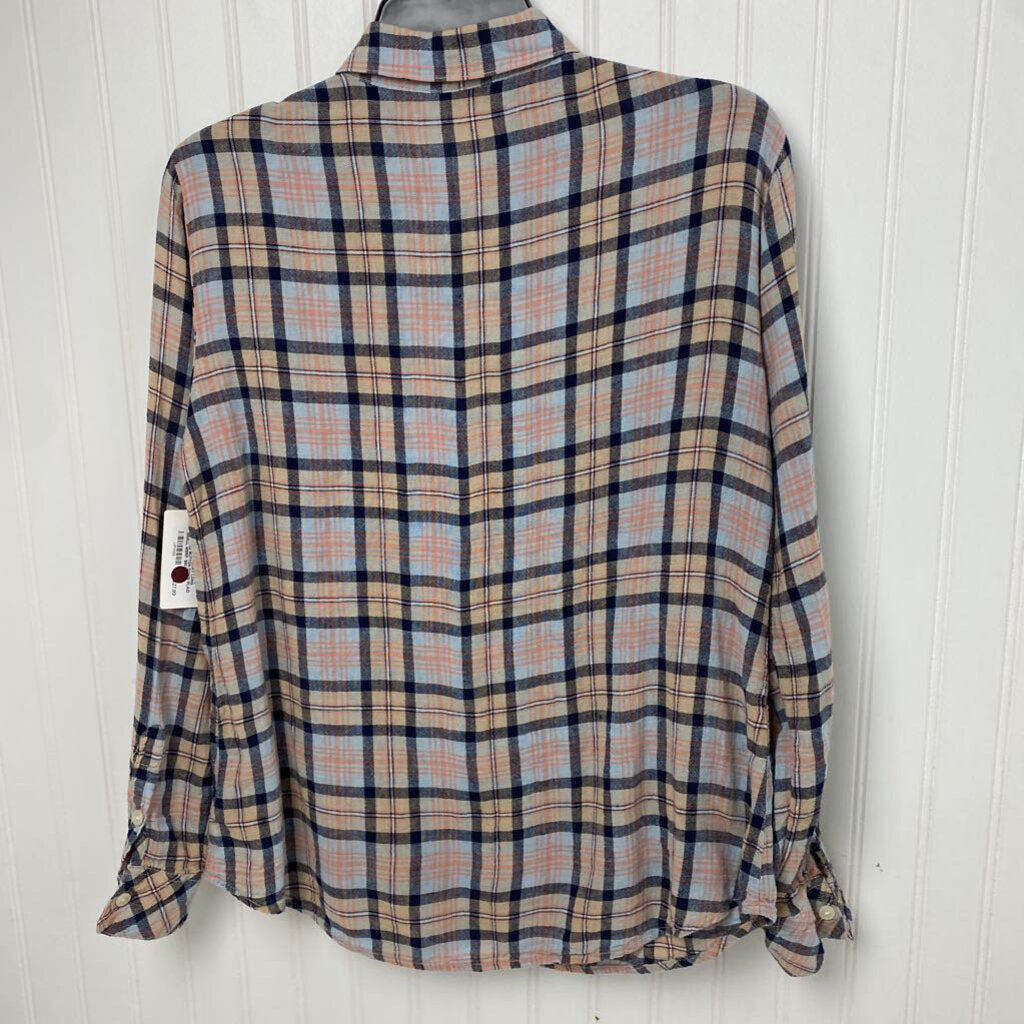 LONG SLEEVED BUTTON DOWN
